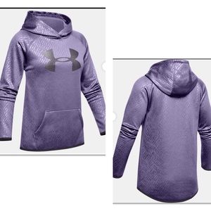 ♦️NWT UA fleece embossed hoodie , YSM